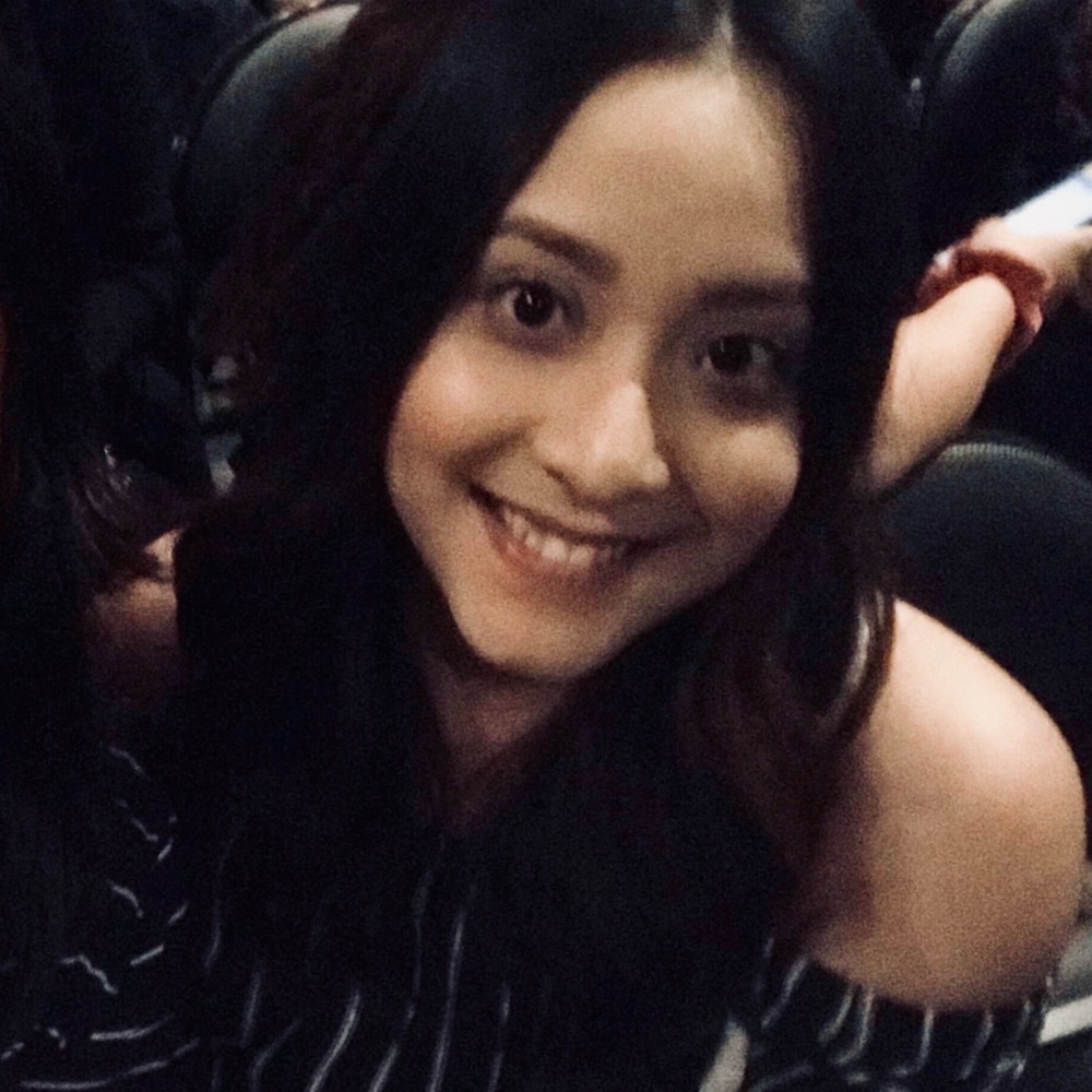 Meet your Posher, Alejandra